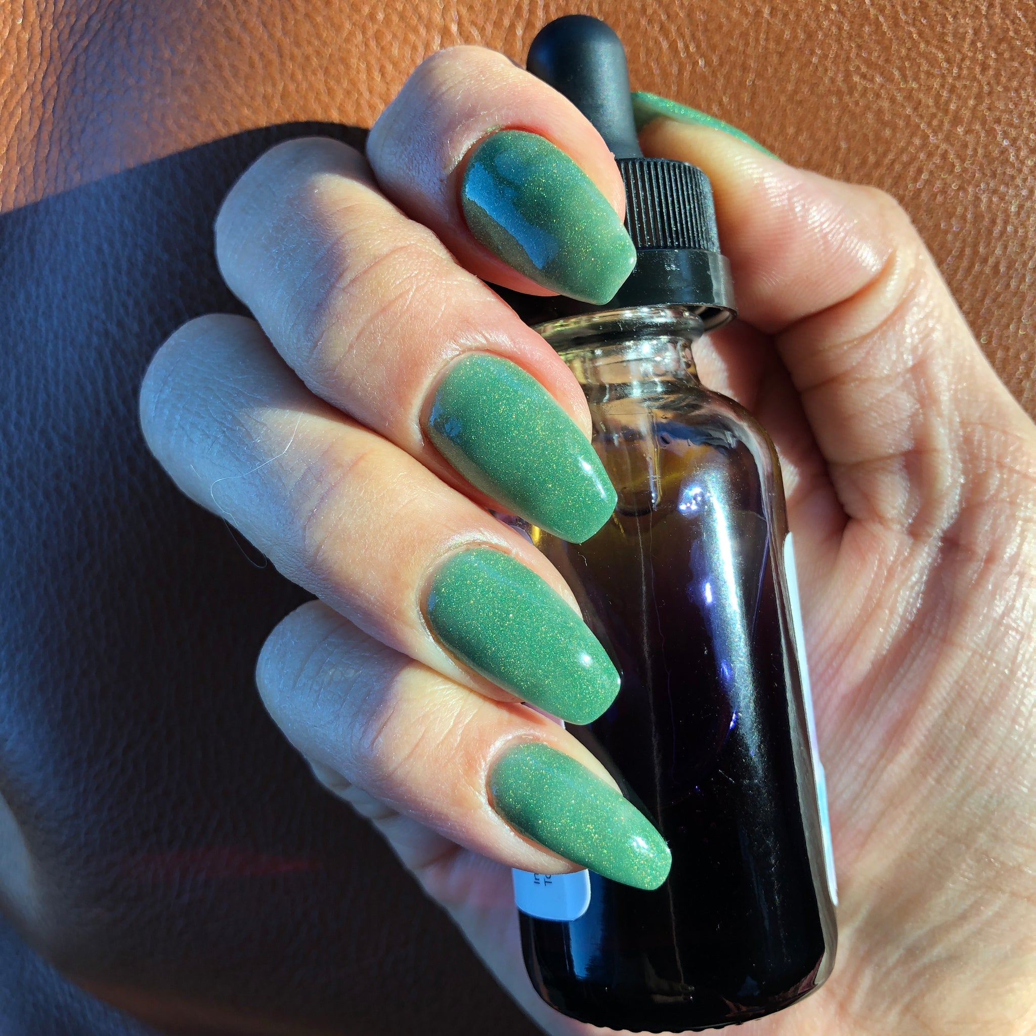 50+ green nail designs that are trending right now – Scratch